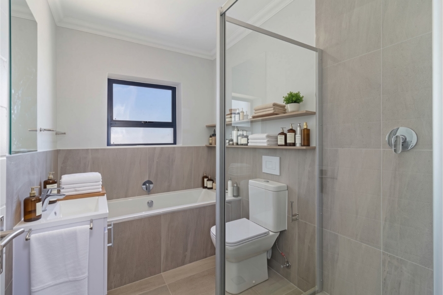 2 Bedroom Property for Sale in Table View Western Cape